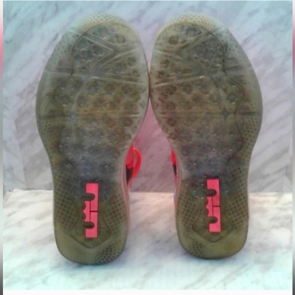 Nike Air Max Lebron 11 XI Low Polka Dots mens 8 Maison Du collection zinc pink - Picture 5 of 7